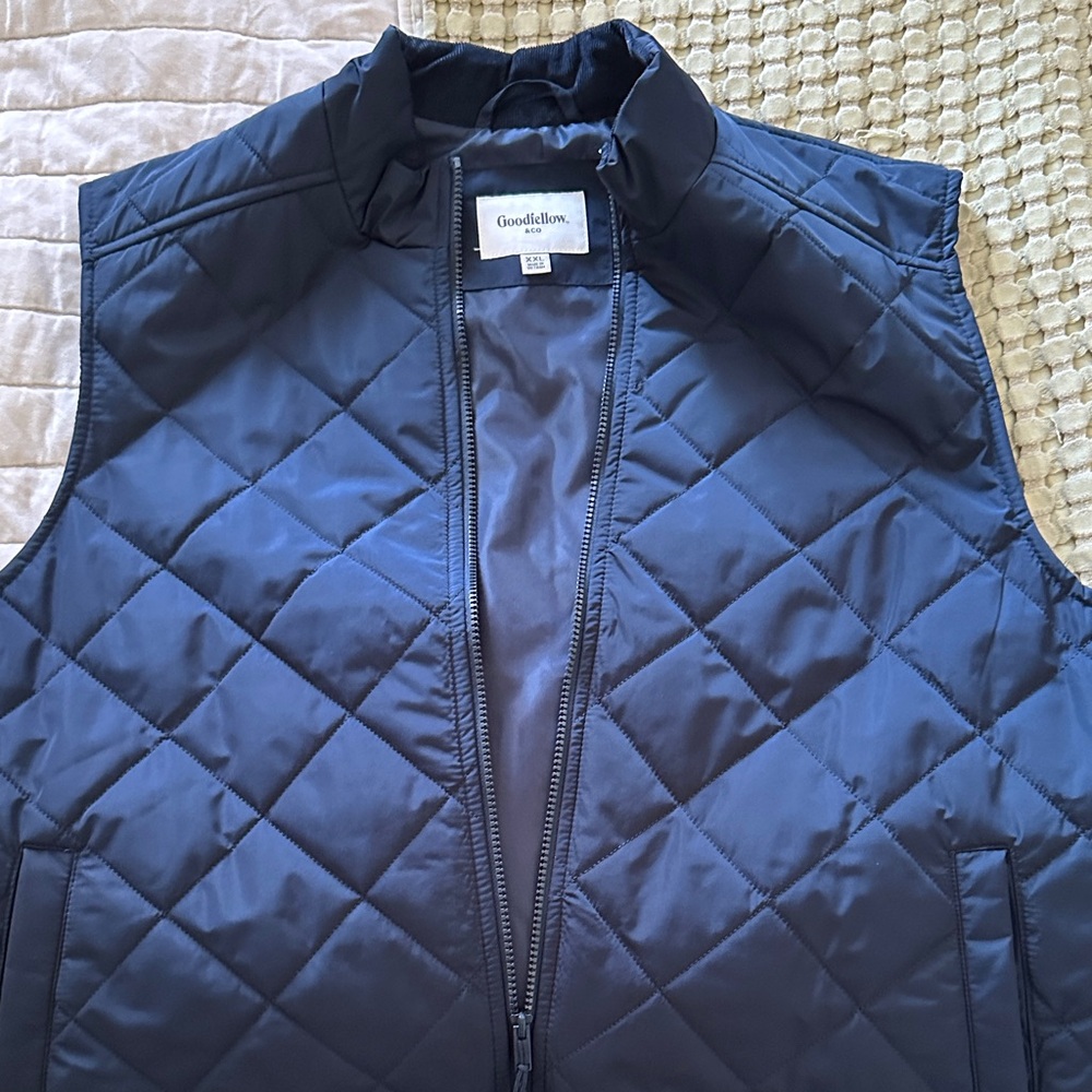 Goodfellow & Co Men's Dark Blue Quilted Vest
